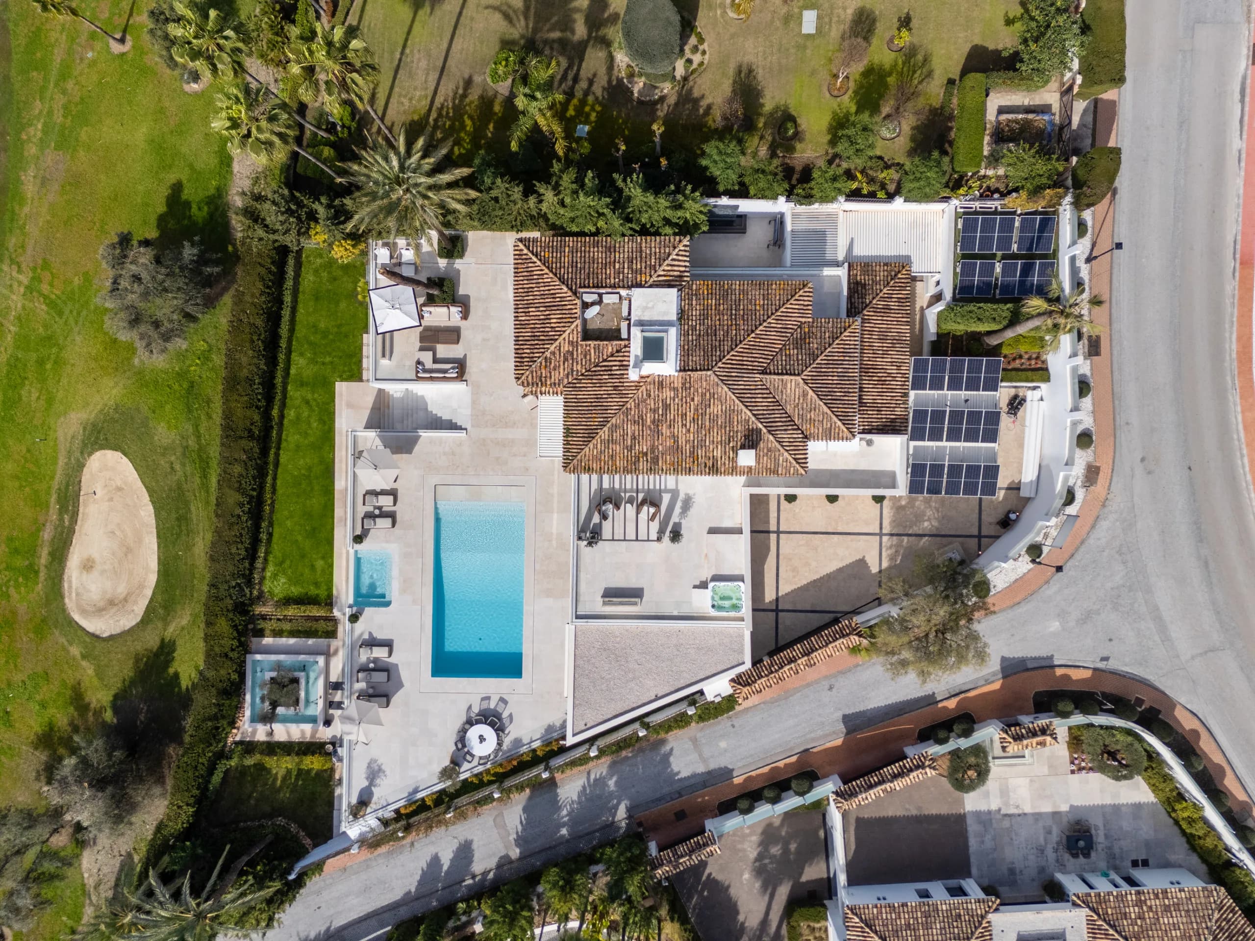 Frontline Golf Renovated Luxury Villa — Los Naranjos, Nueva Andalucía