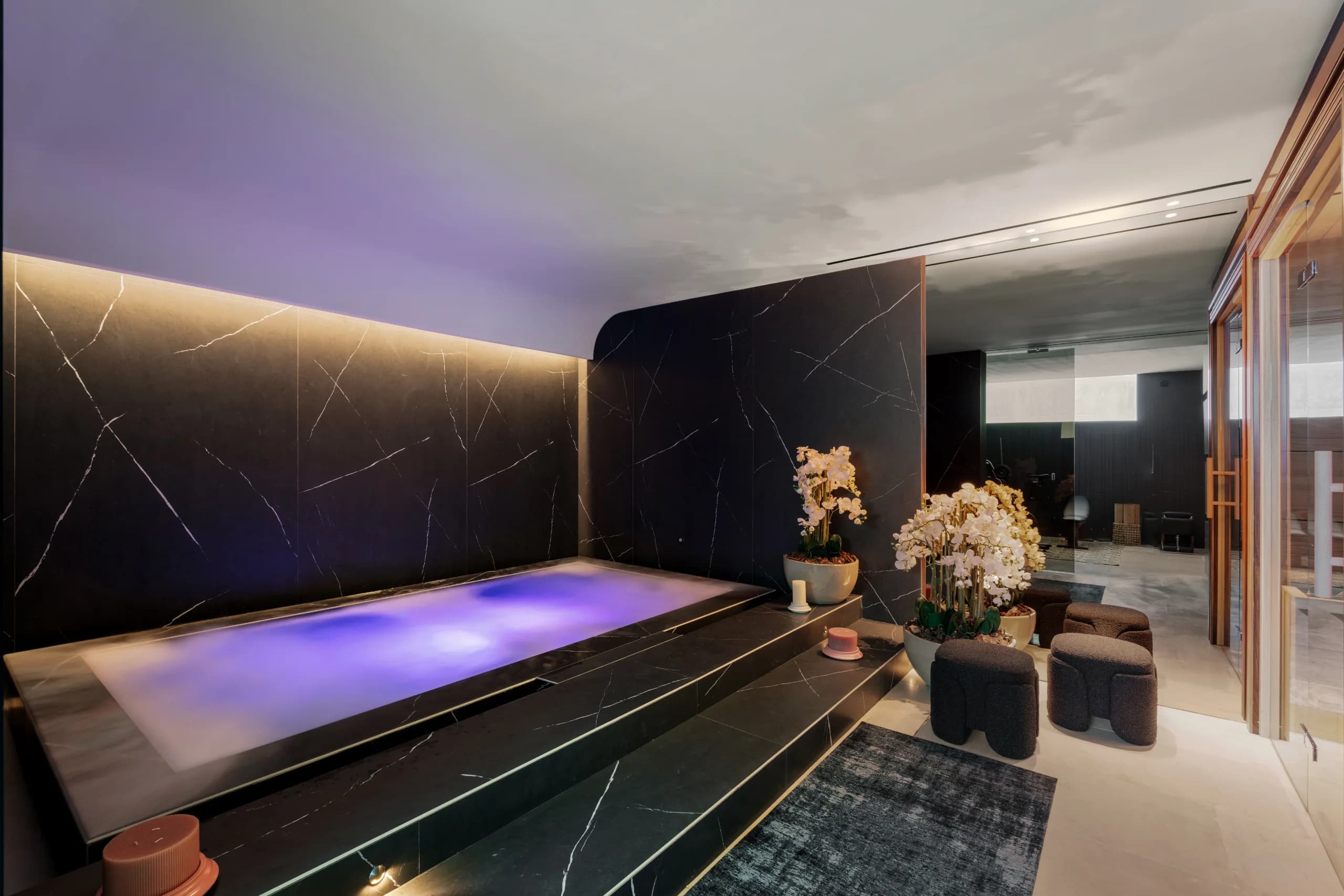 Contemporary Luxury Villa with Panoramic Golf Camp — Cádiz
