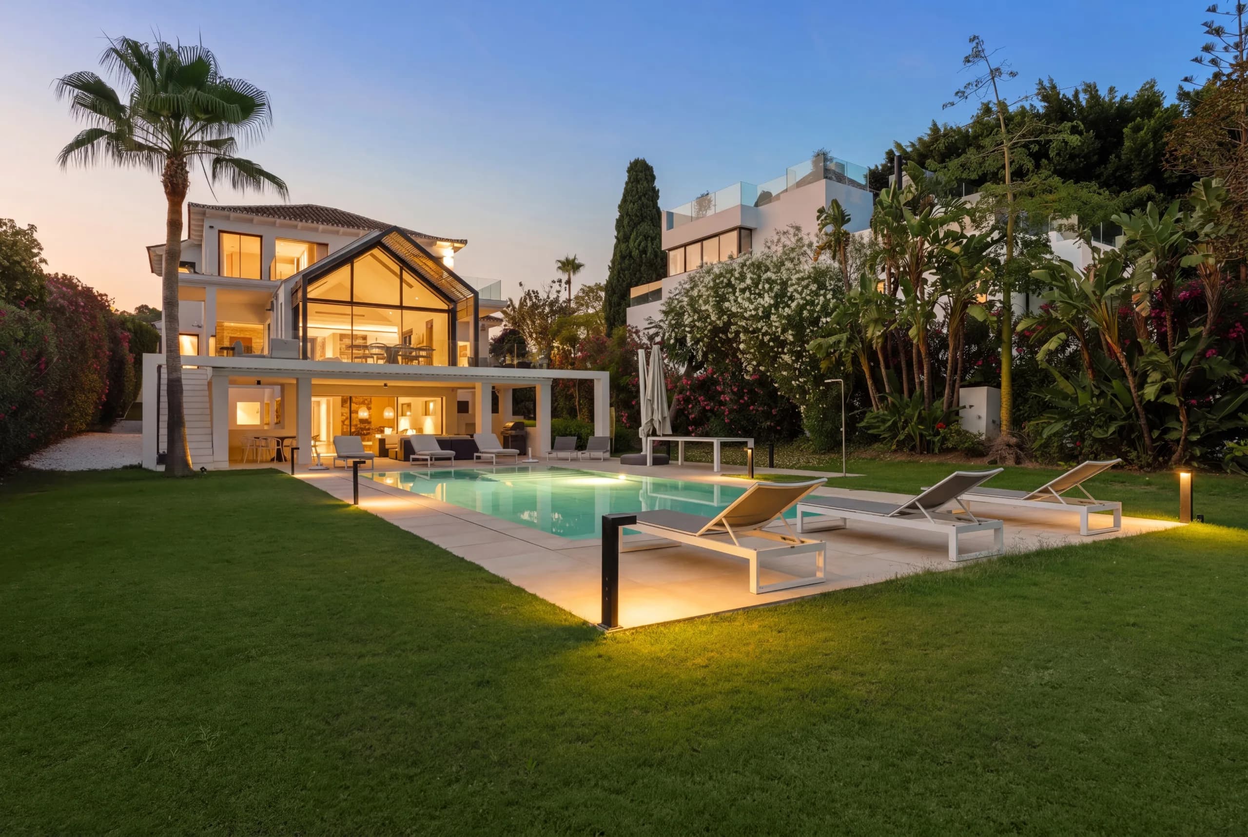 Stylish Modern Luxury House — Nueva Andalucía