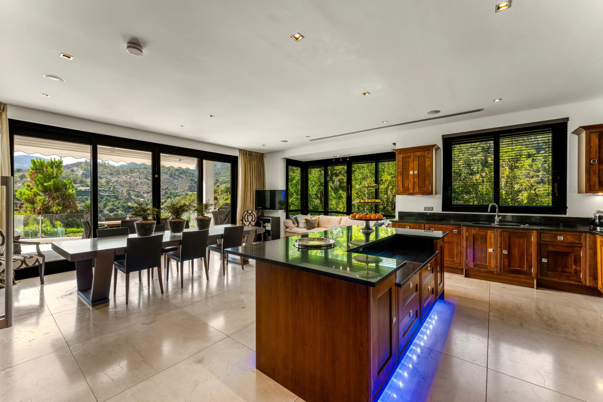Luxury Mediterranean-Style Villa for Sale in La Zagaleta Unmatched Privacy, Security, and Panoramic Views — BENAHAVIS