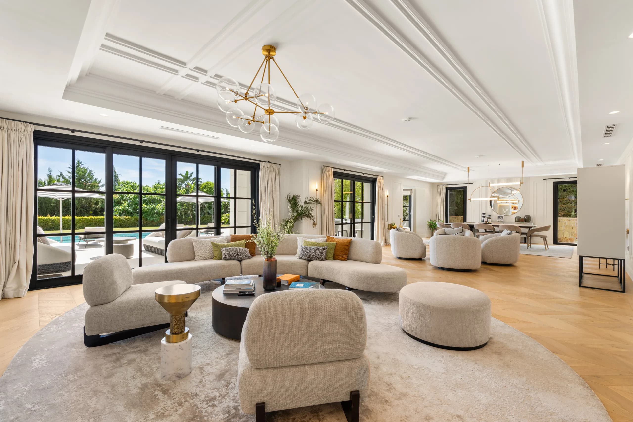 Modern Andalusian Villa in Sierra Blanca with La Concha and Sea views — SIERRA BLANCA