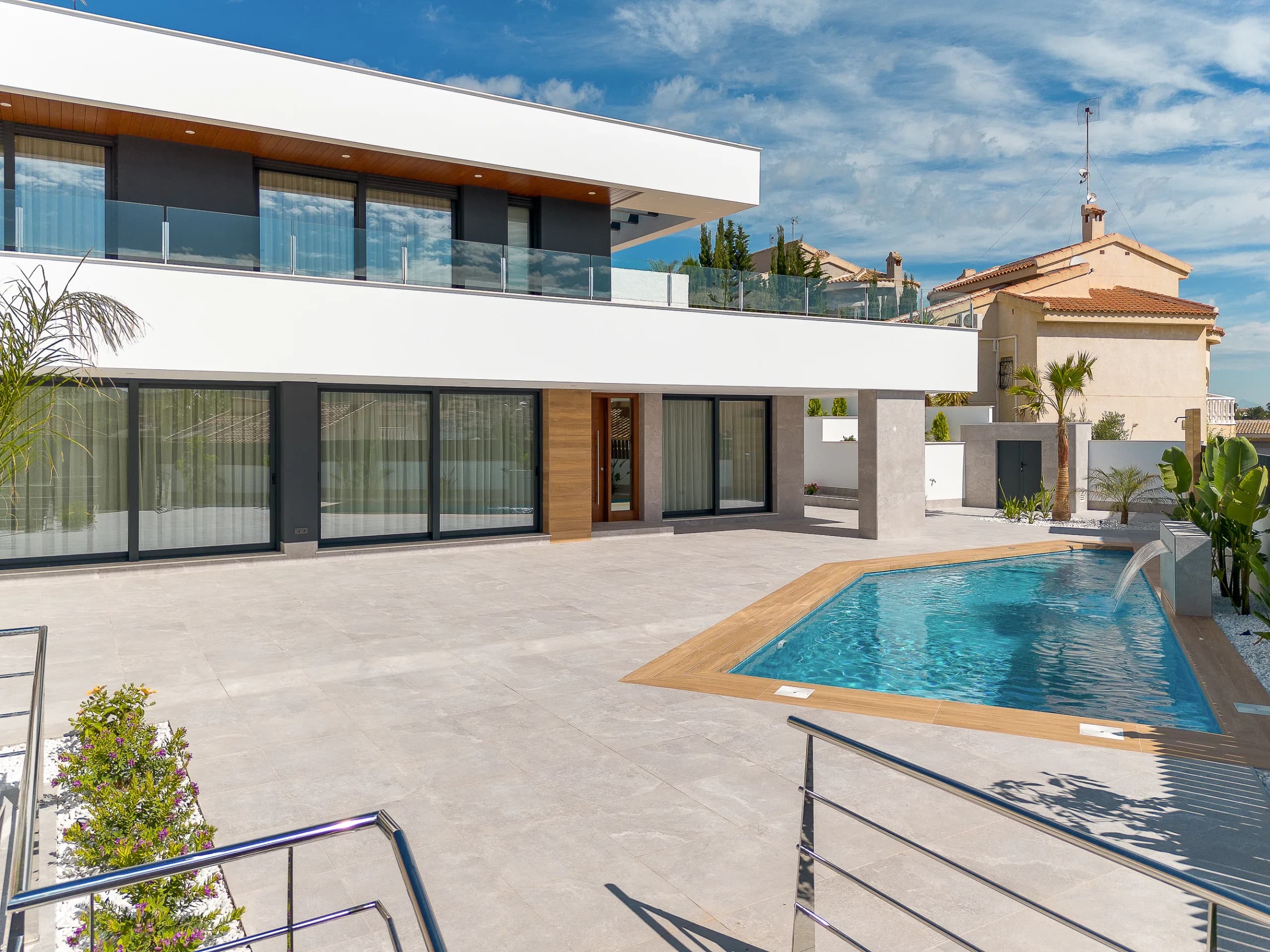 Esmeralda villa